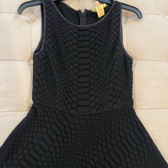 Catherine Malandrino black textured sleeveless A-line dress - Picture 4 of 11